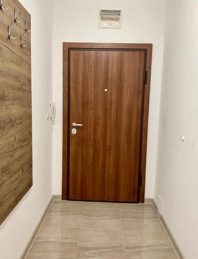 Spacious & Cozy 2 Bed Apartment With Work Space & Fast Wi-Fi Стара-Загора Экстерьер фото